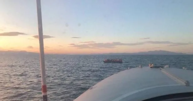 Balıkesir açıklarında 49 düzensiz göçmen kurtarıldı