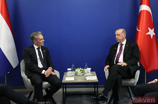 Avrupa Siyasi Topluluğu Zirvesi'nde ilgi odağı Başkan Erdoğan! Peş peşe temaslar: Ursula von der Leyen, Macron, Hristodulidis... - 10