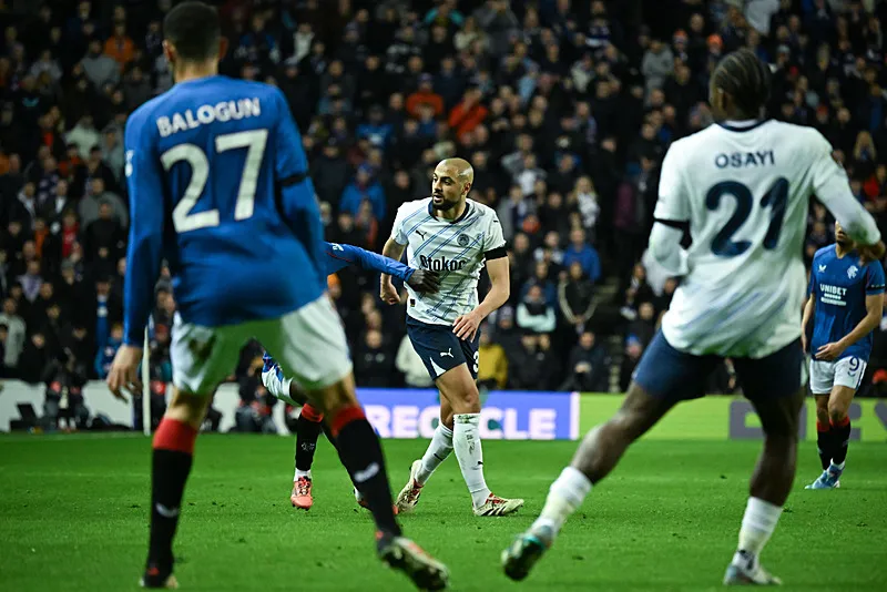 Fenerbahçe'nin yıldızı için 40 milyon euro! Dev takımlar sıraya girdi - 15