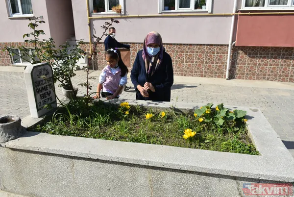 Yolun ortasında sır mezar! Araçlar yavaşladığı için mahalleli kaldırmadı - 4