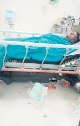 Sevgilisini ve kendisini yaktı