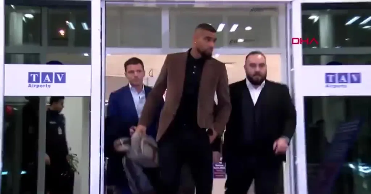 Beşiktaş'ın yeni transferi Kevin Prince Boateng İstanbul'da! İşte ilk görüntüler