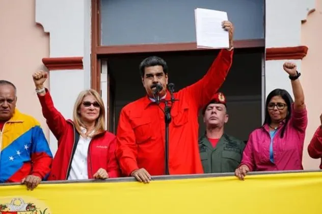 Maduro: Darbeyi bozguna uğratacağız