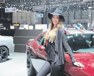 Manken gitti uzman geldi