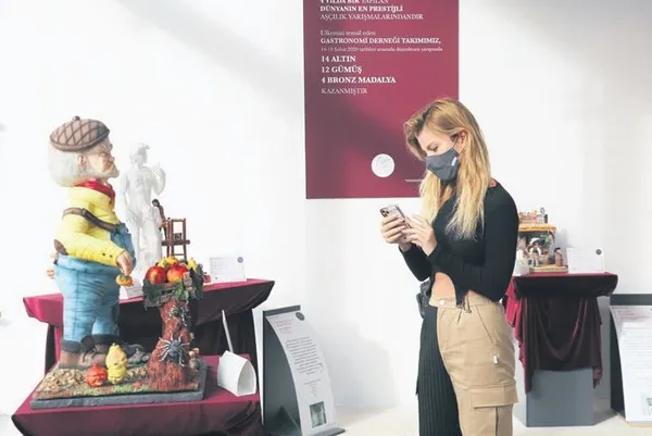 Ressam Berfin Uluman yardım seferberliği için Uganda’ya gitti-9