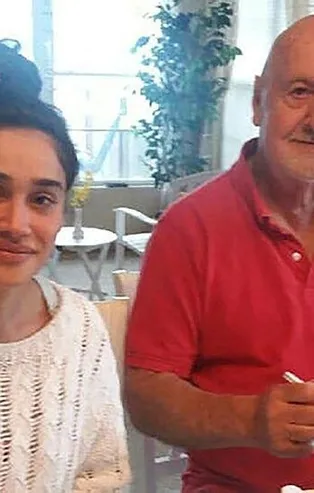 80 yaşındaki Amerikalı ile evlenen Meltem Miraloğlu'ndan bir bomba daha! Bebek...