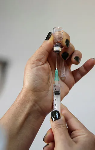 Koronavirüs aşısında dikkat çeken öneri! Hızlı bağışıklığın sağlanması için öncelikle tek doz BioNTech yapılabilir