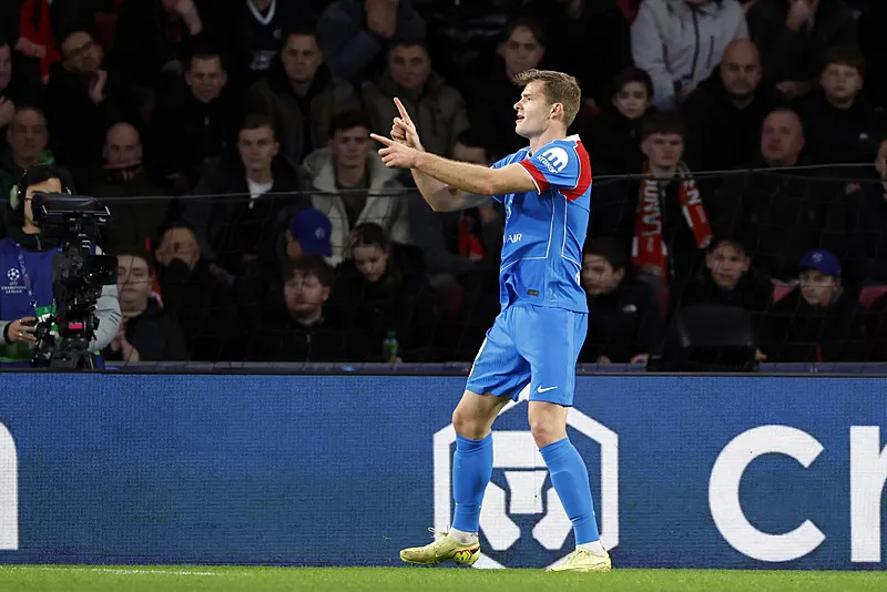 Fenerbahçe'den sağ kanat için sürpriz transfer! Bu sezon golü yok - 18