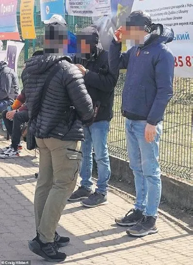 rusya-ukraynada-taktik-degistirerek-donbasin-tamamini-ele-gecirmek-istedi-1649628651879.jpeg Rusya, Ukrayna’da taktik değiştirerek Donbas’ın tamamını ele geçirmek istedi!-5