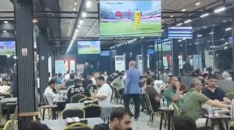 chpli-mahmut-tanalin-degisim-videosu-alay-konusu-oldu-1782588874567.jpeg CHP'li Mahmut Tanal’ın değişim videosu alay konusu oldu-3