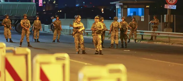 Darbeci emir astsubayından 'polisle çatışın' emri