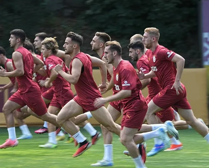 Cimbom topbaşı yapıyor