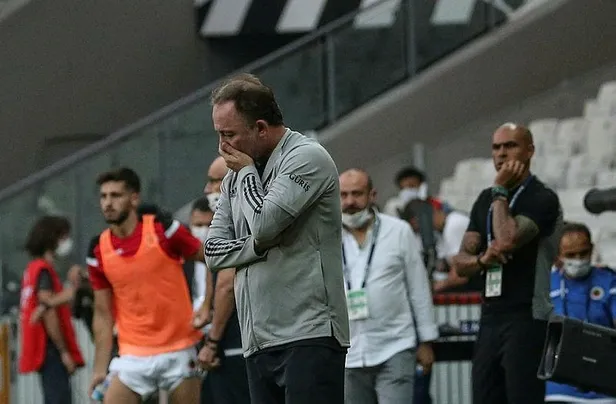 kartal-evinde-kayiplari-oynadi-ms-besiktas-0-1-genclerbirligi-1601824912527.jpeg Kartal evinde kayıpları oynadı! (MS: Beşiktaş 0 - 1 Gençlerbirliği)-3