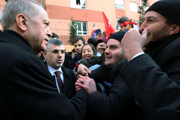 baskan-erdogandan-aydos-kalesi-ile-sultan-korusunun-acilis-toreninde-6li-koalisyona-net-mesaj-bunlar-avrupanin-1675434440386.jpeg Başkan Erdoğan'dan Aydos Kalesi ile Sultan Korusu'nun açılış töreninde 6'lı koalisyona net mesaj: Bunlar Avrupa'nın aferin demesine muhtaç-4