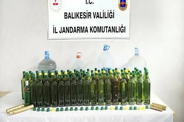Balıkesir'de sahte içki operasyonu: 3 gözaltı