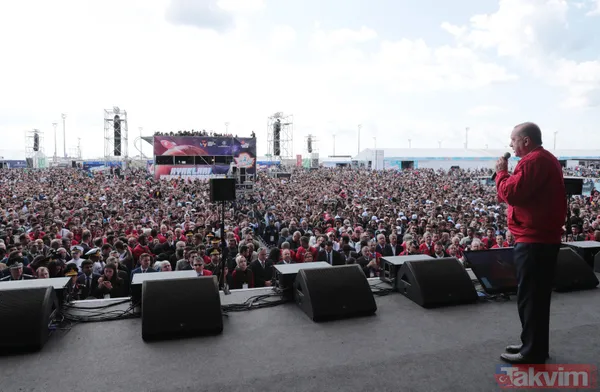 Cumhurbaşkanı Recep Tayyip Erdoğan TEKNOFEST'i ziyaret etti - 26
