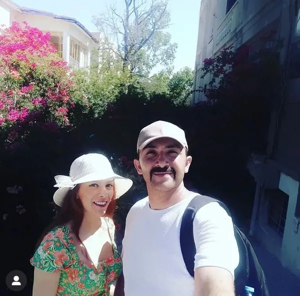 hastanede-taskinlik-cikaranlari-ayirmak-isteyen-guvenlik-gorevlisi-boynundan-aldigi-bicak-darbesiyle-hayatini-1663224071424.jpg Hastanede taşkınlık çıkaranları ayırmak isteyen güvenlik görevlisi boynundan aldığı bıçak darbesiyle hayatını kaybetti-7