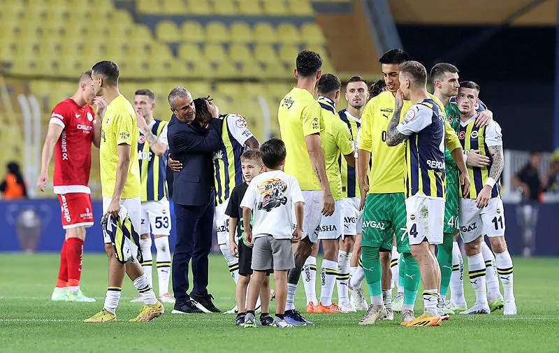 FENERBAHÇE HABERLERİ | İsmail Kartal'dan o yıldıza kesik! Performansı sınıfta kaldı - 22