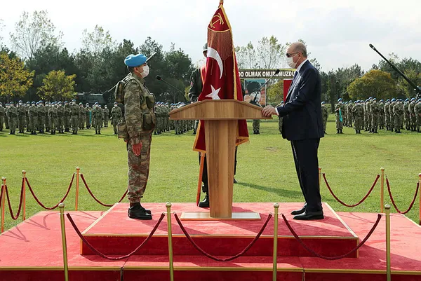 son-dakika-baskan-erdogandan-41-komando-tugay-komutanligi-sancak-verme-toreninde-onemli-aciklamalar-1605260426830.jpg SON DAKİKA: Başkan Erdoğan'dan 41. Komando Tugay Komutanlığı Sancak Verme Töreni'nde önemli açıklamalar-5