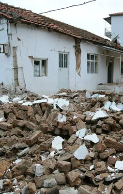 Manisa'da bir deprem daha!
