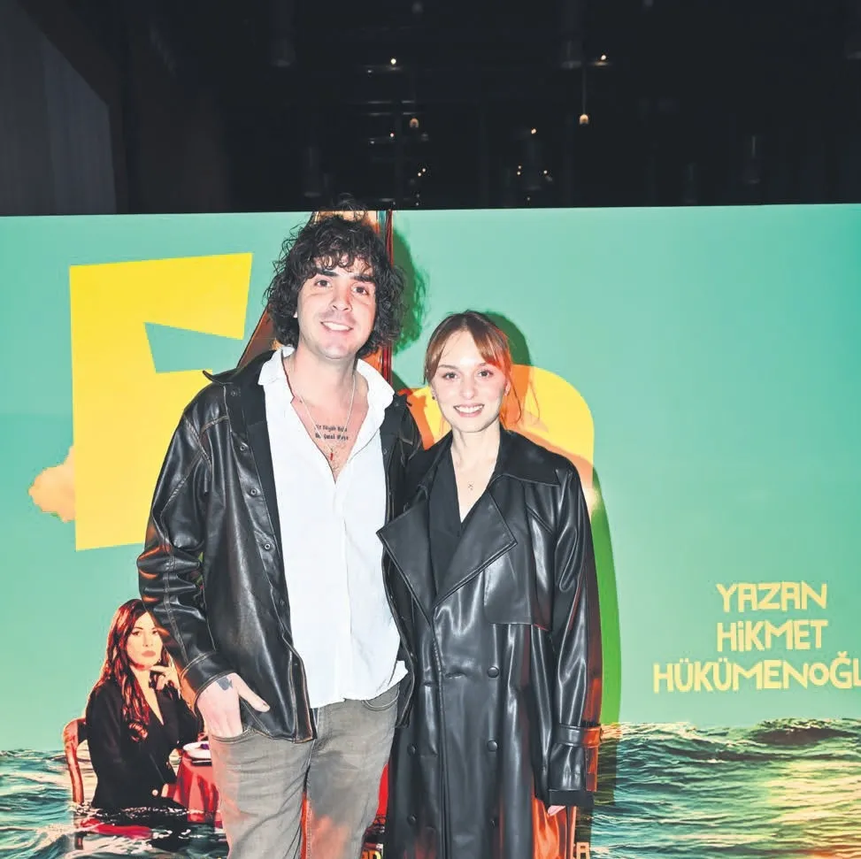 Bizimkisi mahalle aşkı