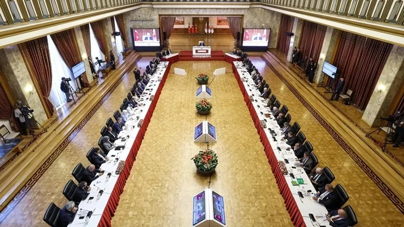 terorsuz-turkiye-sureci-ongoruldugu-gibi-ak-partili-efkan-ala-duyurdu-yol-haritalari-mevcut-ve-gerekli-adimlar-1776082290522.jpeg Terörsüz Türkiye süreci öngörüldüğü gibi! AK Partili Efkan Ala'dan İsrail'e sert tepki: Artık yön veriyoruz, caydırıcılığımız arttı-5