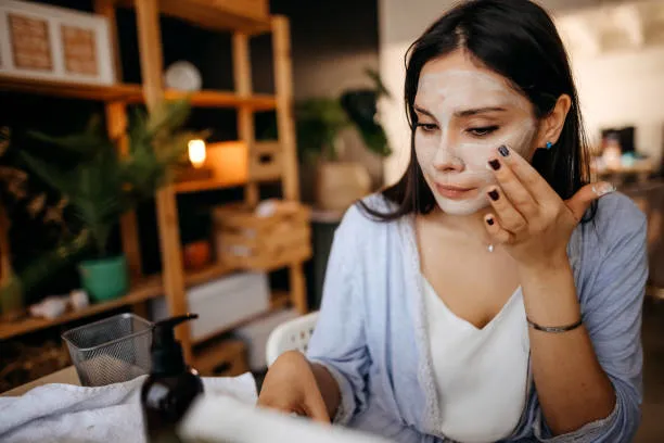 20-dakikada-evde-botoks-yapin-2-malzemeyle-aninda-yuz-germe-formulu-ignesiz-ameliyatsiz-mucize-yontem-1700053985240.jpg 2 malzemeyle anında yüz germe formülü! 20 dakikada evde botoks yapın! İğnesiz, ameliyatsız mucize yöntem ifşa oldu-8