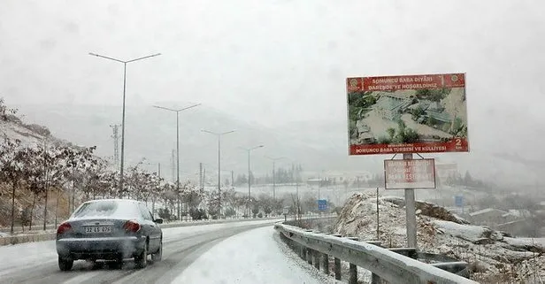 Son dakika: Malatya-Kayseri ile Malatya-Sivas karayolları yoğun kar yağışı nedeniyle ulaşıma kapandı