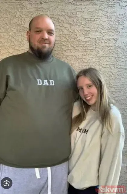 Fotoğraftaki Kişiler 30 Yaşında Olan Bir Anne Ve Babaya Ait.