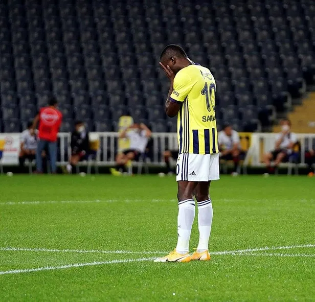 Fenerbahçe'ye büyük umutlarla transfer edilen Mbwana Samatta sezonun en büyük hayal kırıklıklarından biri oldu-2