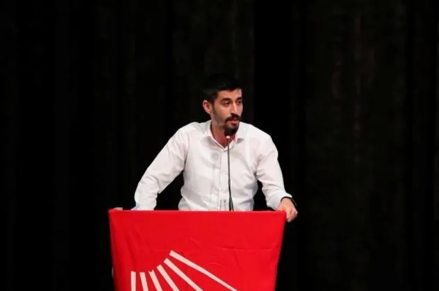 CHP'li Tugay Odabaşıoğlu'ndan densiz tehdit: Erdoğan'ın fotoğrafını asanın kol ve bacaklarını kırarız