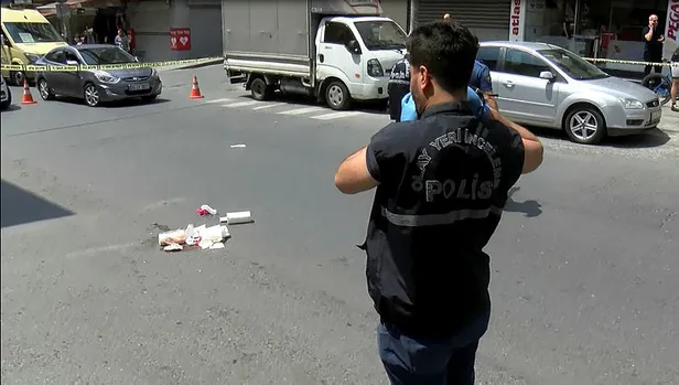 Bahçelievler'de silahlı saldırı! Uzaklaştırma kararı olan kocadan eşine 7 kurşun-1