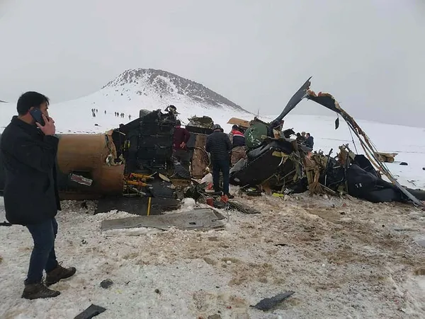 Bitlis'teki helikopter kazasında şehit olan Şükrü Karadirek’in 3 ay önce oğlu dünyaya geldi - 3