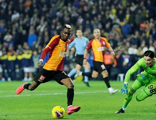 Dev derbide sürpriz tercihler! İşte Fenerbahçe - Galatasaray maçının 11'leri... Erol Bulut ve Fatih Terim kararını verdi