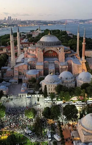 Son dakika: Başkan Erdoğan açıkladı: Ayasofya, Lozan Antlaşması’nın 97. yıl dönümüne rastlayan 24 Temmuz’da ibadete açılacak