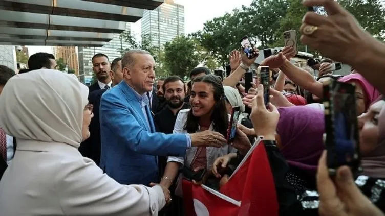 Başkan Erdoğan'a sevgi seli! Türkevi'nde coşkuyla karşılandı