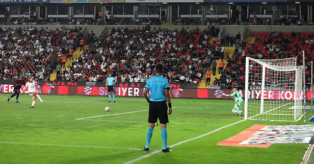 Bu penaltı sezon boyunca konuşulacak! Gaziantep FK - Galatasaray maçı sonrası olay sözler