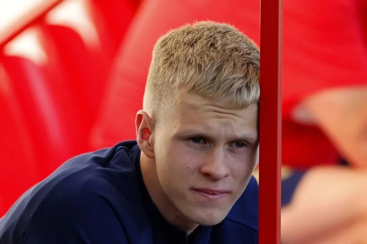 1792600375615.jpeg Galatasaray transferde geleceğin yıldızını istiyor! 2. Batrakov yolda-5