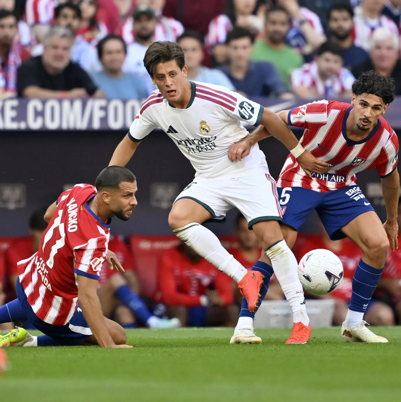 Derbide kazanan Atletico