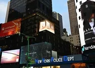 Başkan Erdoğan’ın Daha Adil Bir Dünya Mümkün kitabı New York’ta led ekranlarda tanıtıldı