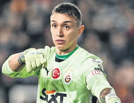 Muslera varsa sorun yok