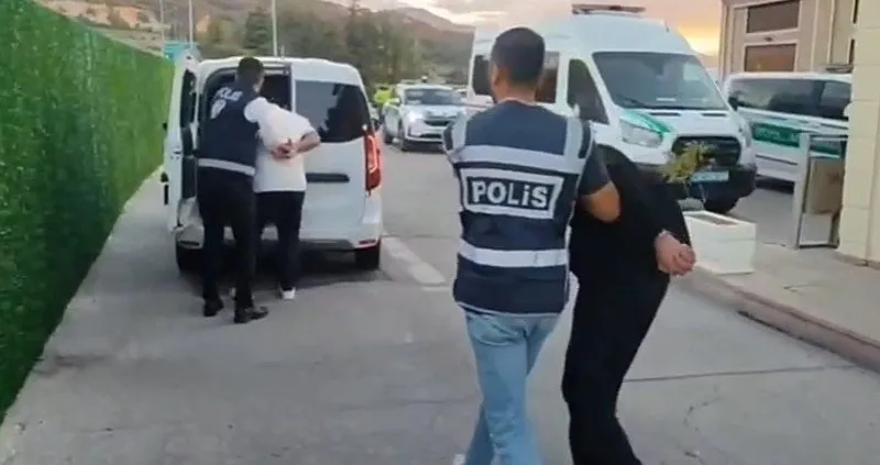 Konya merkezli 24 ilde Paravan 1 operasyonu: 48 milyonluk dolandırıcılıkta 65 şüpheli gözaltına alındı-3