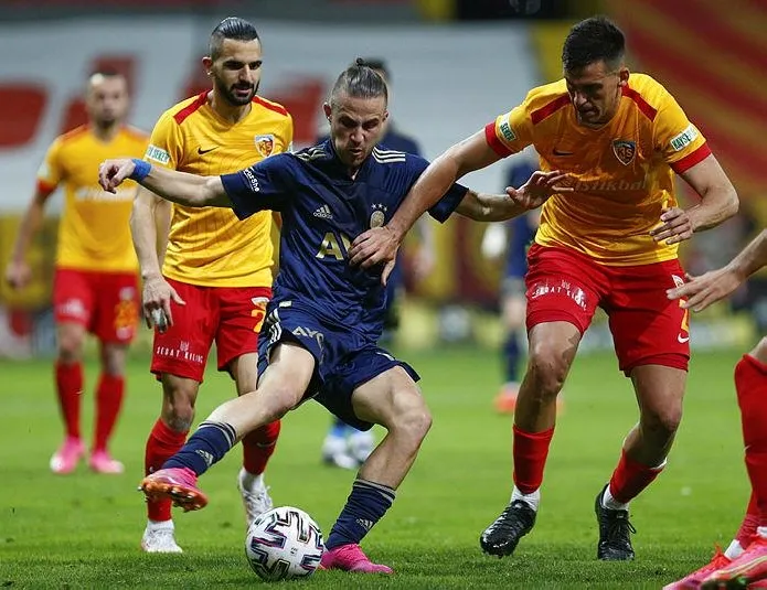 Fenerbahçe bu sene de başaramadı!