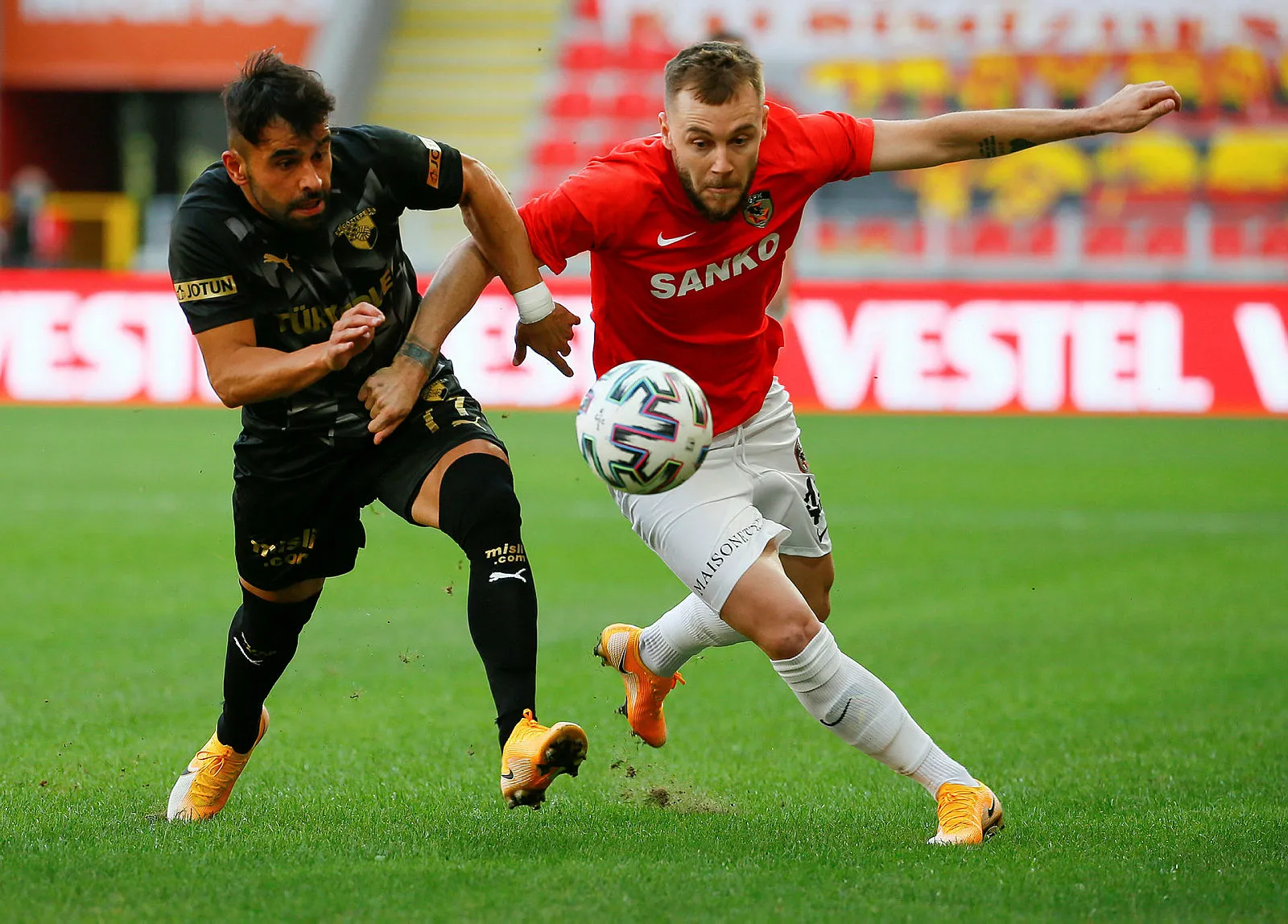 Beşiktaş'ta 1 ayrılık 1 imza! - 3