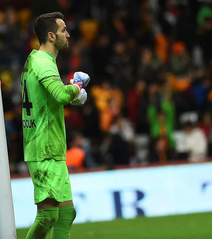 Galatasaray'da dev temizlik! Tam 7 yolcu - 12