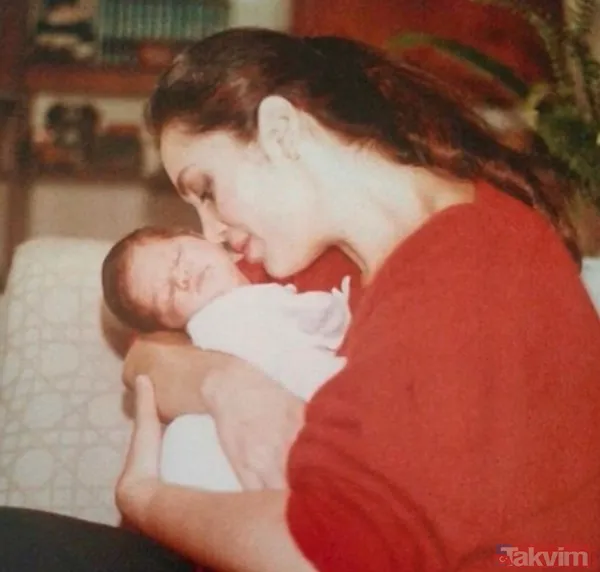 Eser Yenenler ile eşi Berfu Yenenler'in 250 bin TL'lik tuzlu tatili kesenin ağzını açtı! Adeta küçük bir tatil köyü - 18