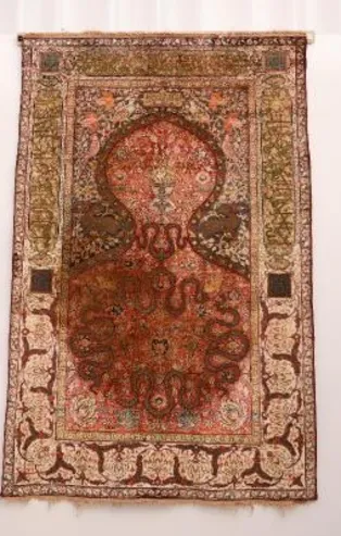 Yıkamaya gönderilmişti! Servet değerinde olduğu ortaya çıktı! 150 bin dolarlık halı