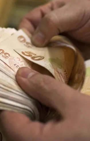 Zam kararını beğenmeyen işçi kıdem tazminatından da oldu