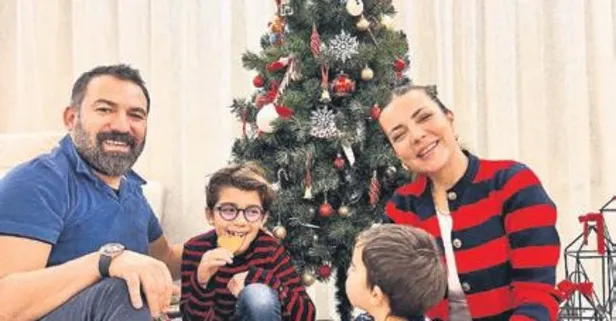 Burcu Kara ve ailesinin yeni yıl fotoğrafına binlerce beğeni yağdı!
