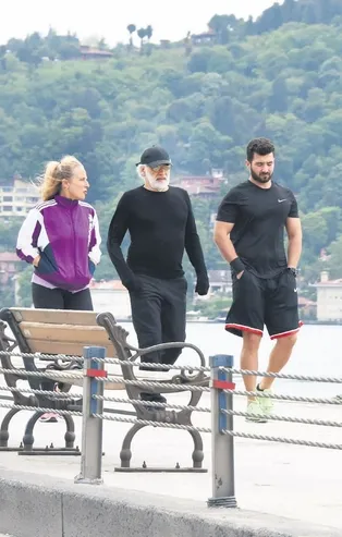 67 yaşındaki Sinan Çetin sokağa çıkma kısıtlamasını yine deldi